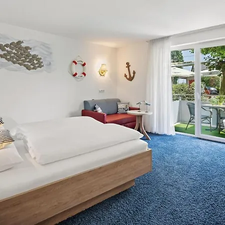 Hotel Schiff 3*