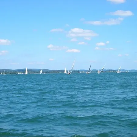 Hotel Schiff 3*